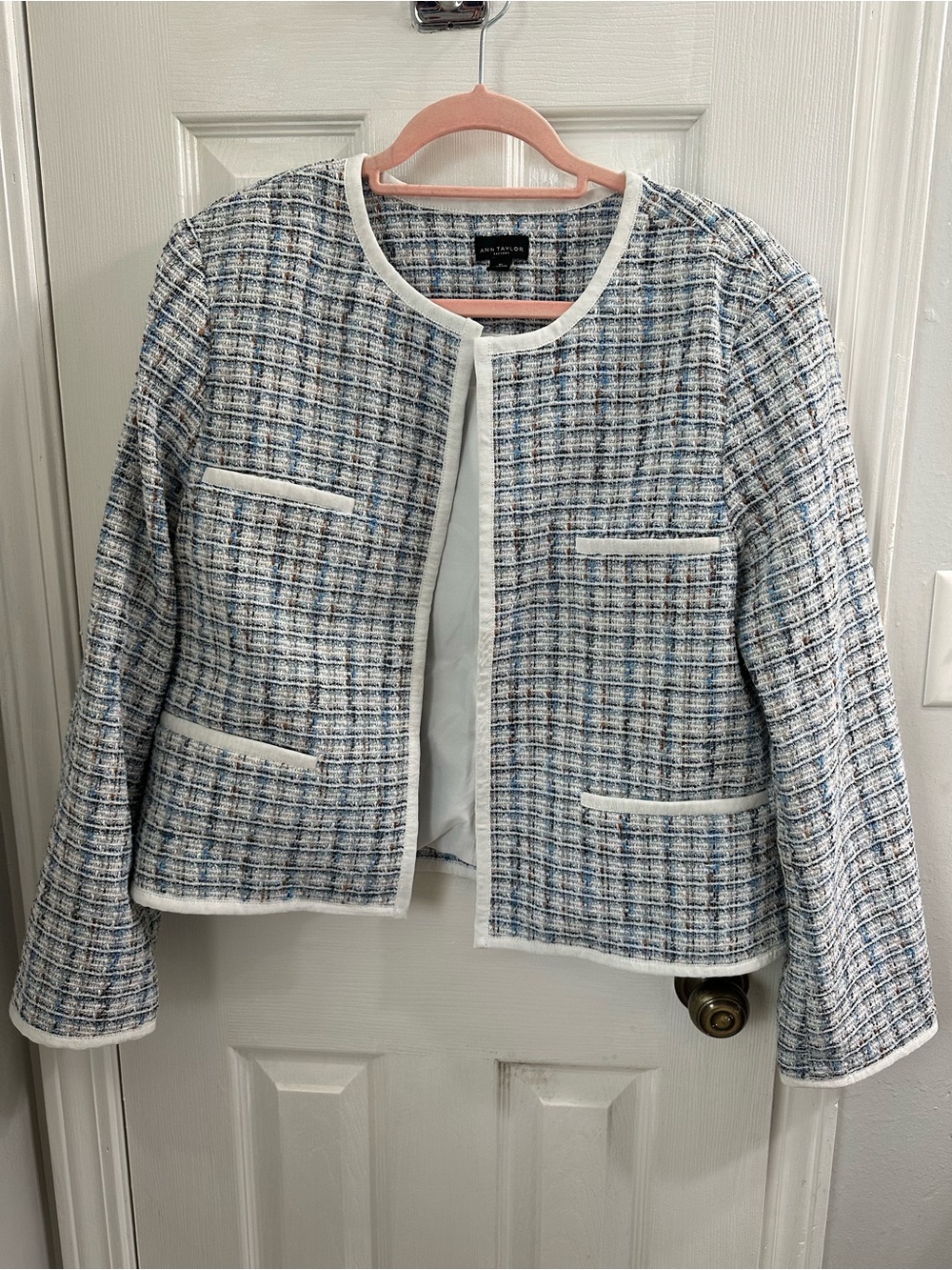 Ann Taylor Blue & White Tweed Collarless Blazer